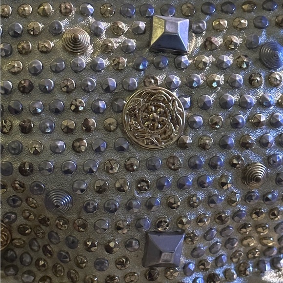 Gold Studded crossbody bag - Picture 4 of 8